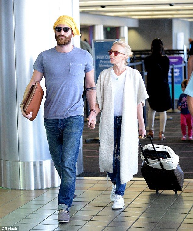 3363FBAC00000578 0 image a 1 1461228560061 fbeae