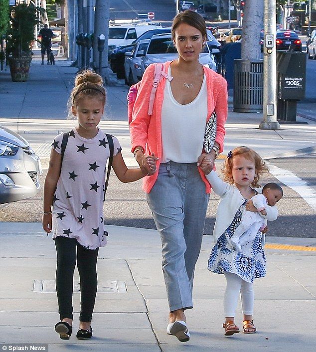 article 2726815 209393EA00000578 245 634x706 e7e85