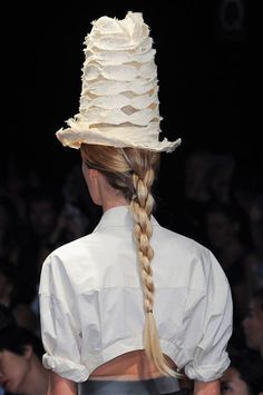 53e8b3012843cc2f4b09d153422db5c9 f03fa