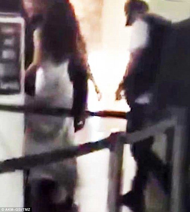 341783F800000578 3587350 image m 26 1463076543243 02418