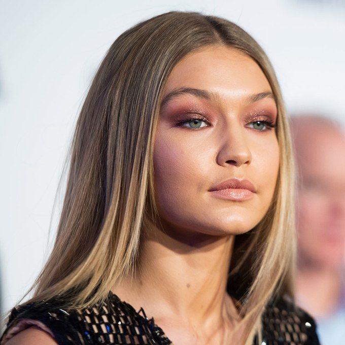 beauty 2016 02 gigi hadid burgundy eye makeup main 92be6