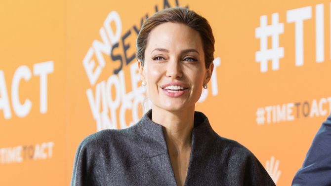 angelina jolie pitt f38c5