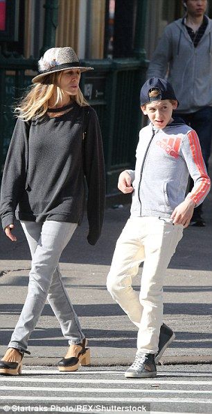 34833A0D00000578 0 image m 8 1464024253416 6c2a8 7917d