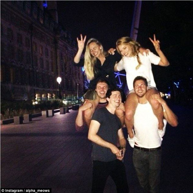 356CA12800000578 3648042 image a 50 1466251243840 1f6eb