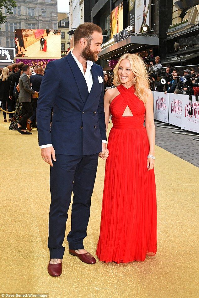 35CAAE9D00000578 0 image a 104 1467226246407 b95d1