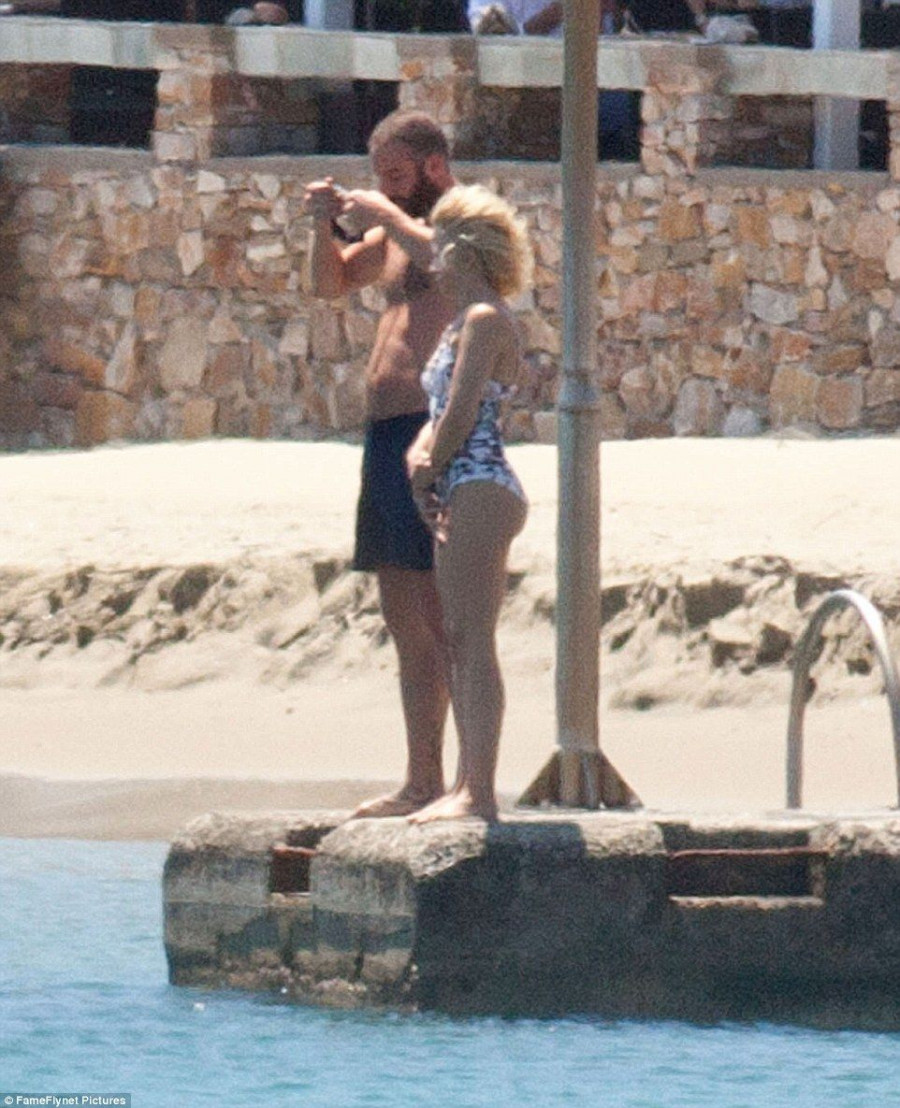 kylie minogue sifnos 3 c4565