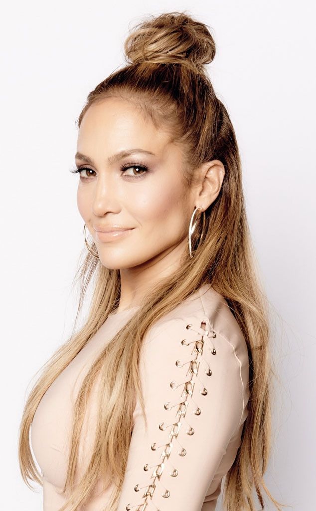 rs 634x1024 150507093303 634.jennifer lopez bun hair 050715 3929e