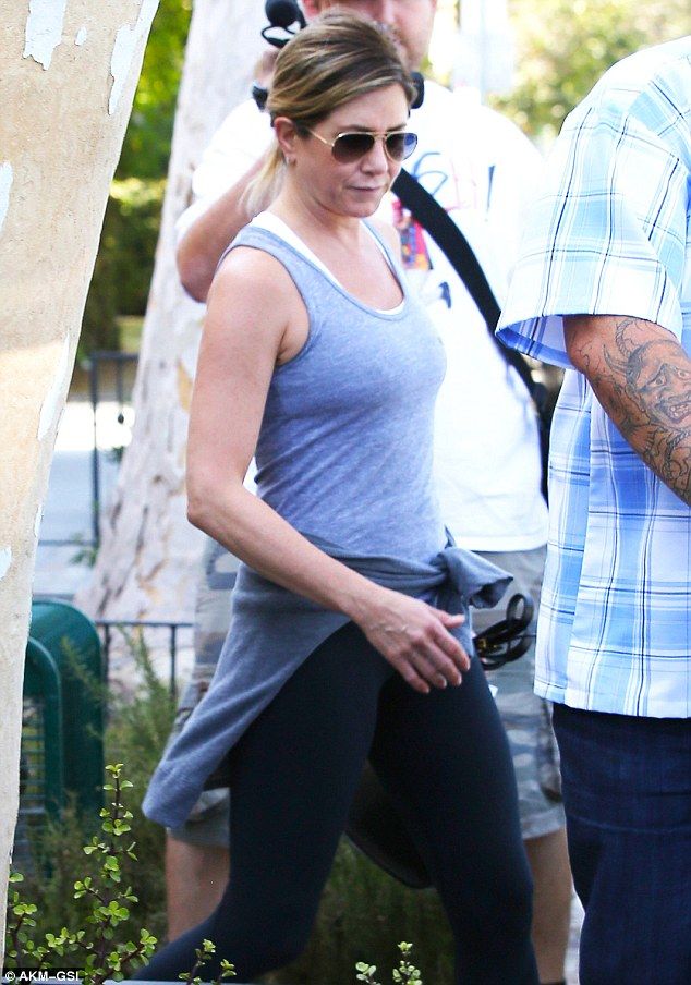 jennifer aniston kolan 2 fd14e