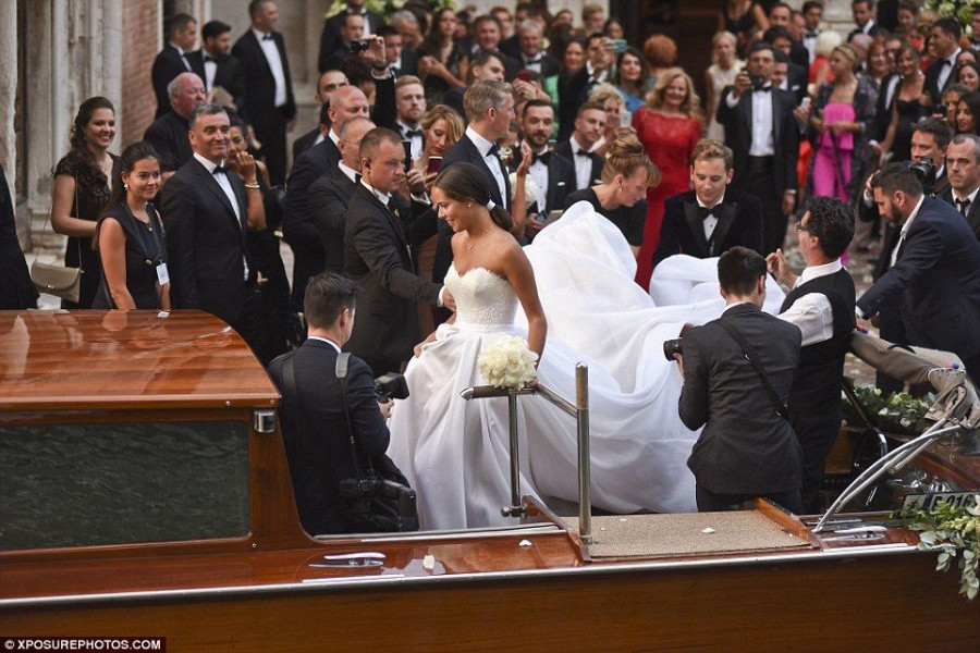 363EF0FD00000578 3688908 image a 180 1468441234896 816bb