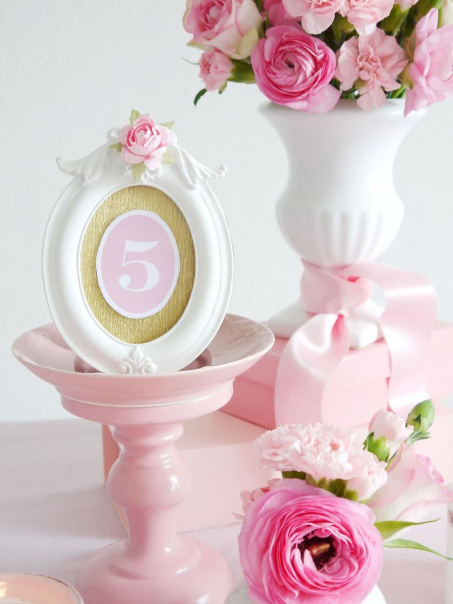 Original Birds Party Romantic DIY Wedding Table Number 8 s3x4.jpg.rend.hgtvcom.966.1288 bb894