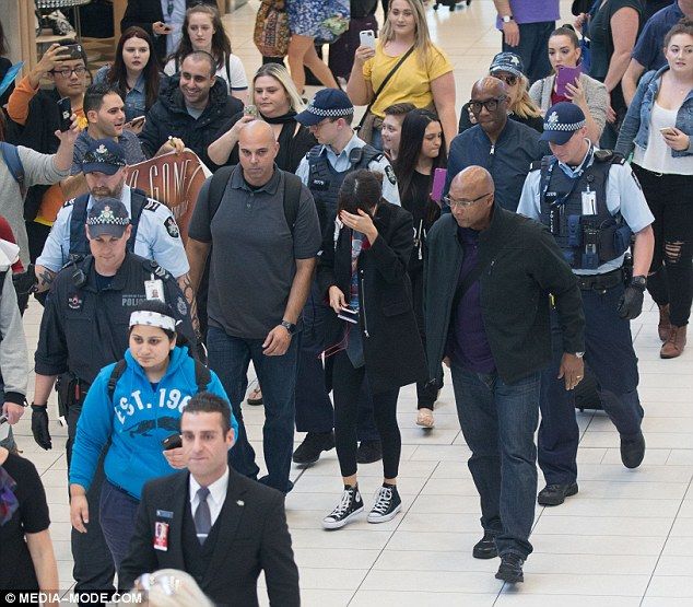 37100FBA00000578 0 image a 19 1470807635660