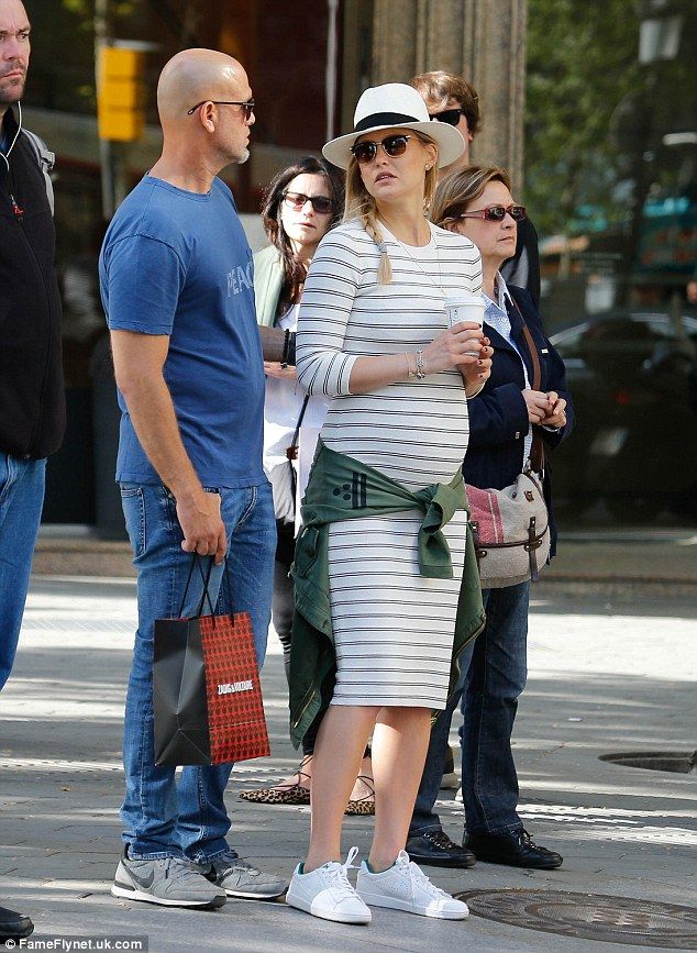 3720D3CD00000578 3735296 image a 30 1470950703664