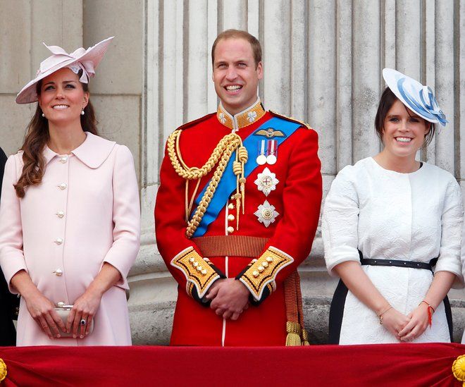 00 holding princess eugenie
