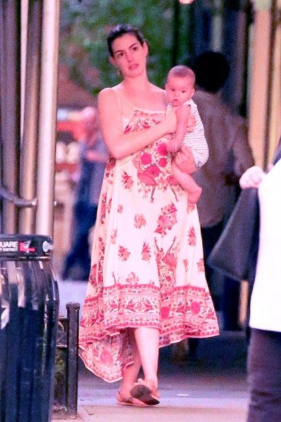 anne hathaway baby boy jonathan weight loss 01