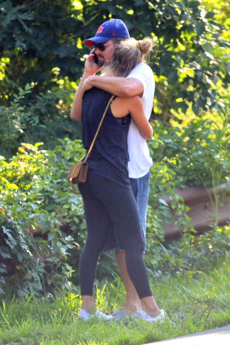 gallery 1471977782 hbz leo nina embed