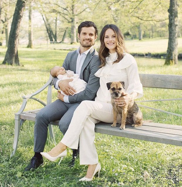 baby a665850f cf10 41fa aff5 4031962f636a