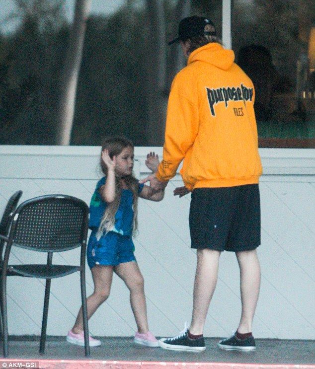 37973BF200000578 3759250 image m 6 1472195941081