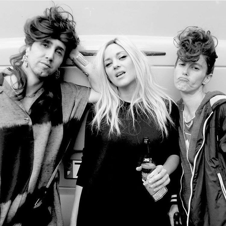 14276567 166790803726201 1850112212 n