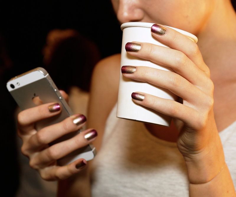 091416 NYFW Nails Embed2