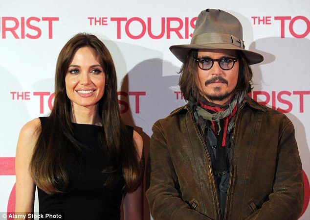 38C735F000000578 3806383 image a 28 1474805515763