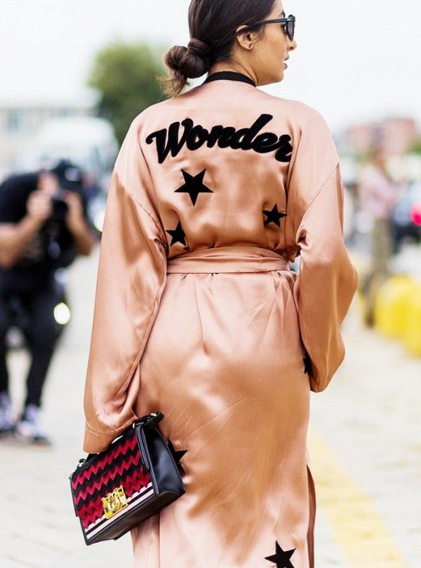 the latest street style from milan fashion week 1912812 1474576194.600x0c