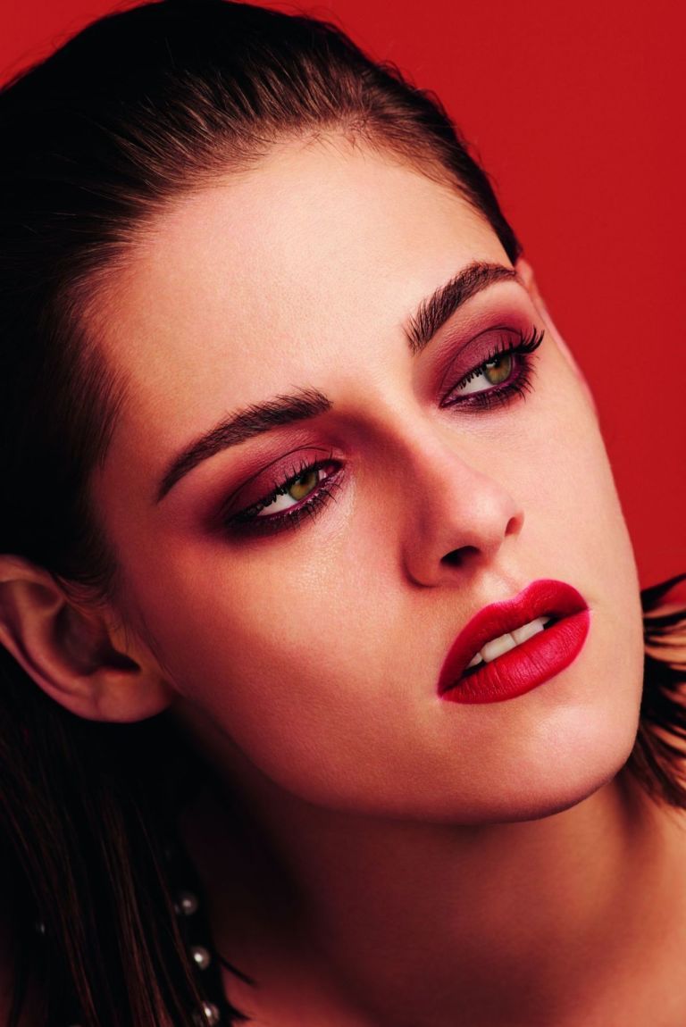gallery 1471893424 kristen stewart chanel le rouge collection n 1 summer 2016 campaign 2