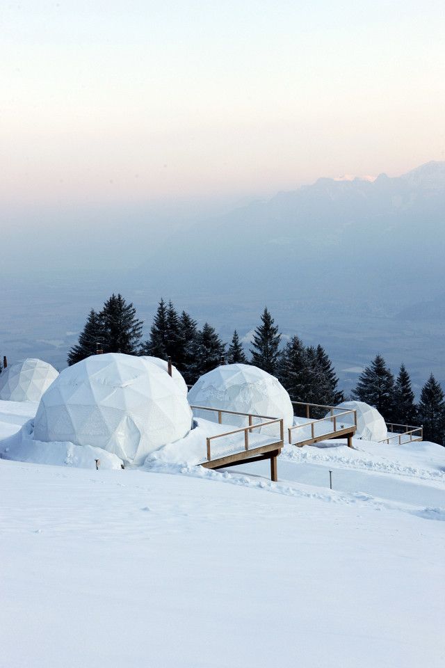 are adventure moons the new honeymoons 1937407 1476382451.640x0c