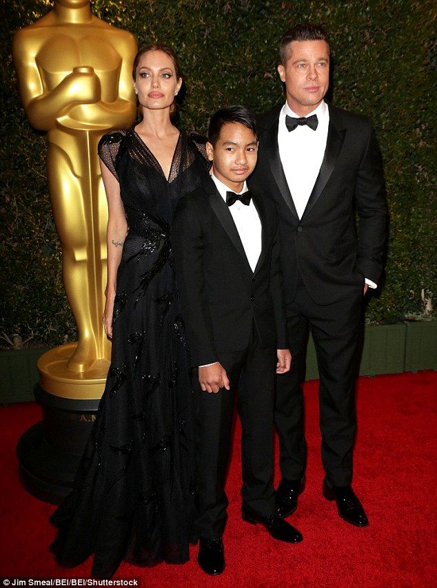 38B88FB300000578 3852084 image m 16 1476889726471