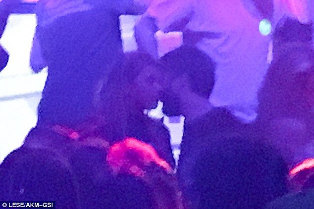 3986978F00000578 0 image a 9 1476923954491