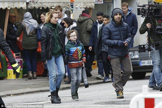 3999FF0B00000578 0 image a 51 1477127662726