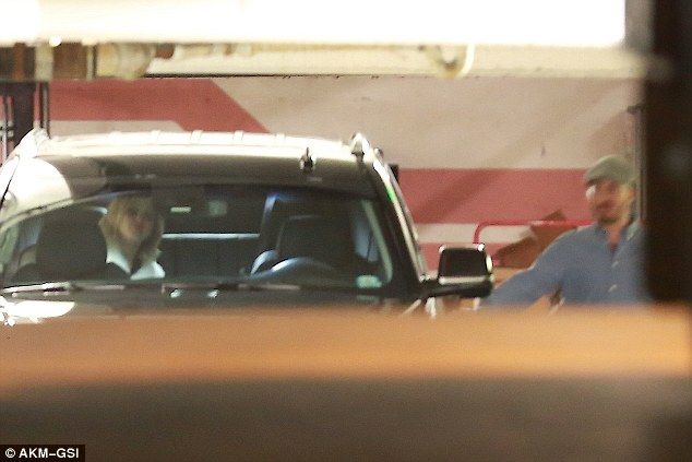 39B5A36D00000578 3872198 image a 104 1477425024641