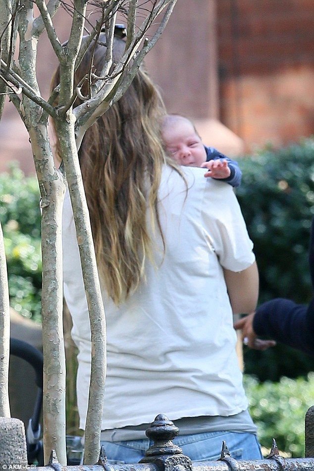 39E36EA800000578 3888082 image a 10 1477867840849