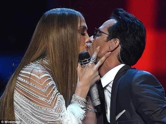 3A7FEF4E00000578 0 image m 43 1479442357858