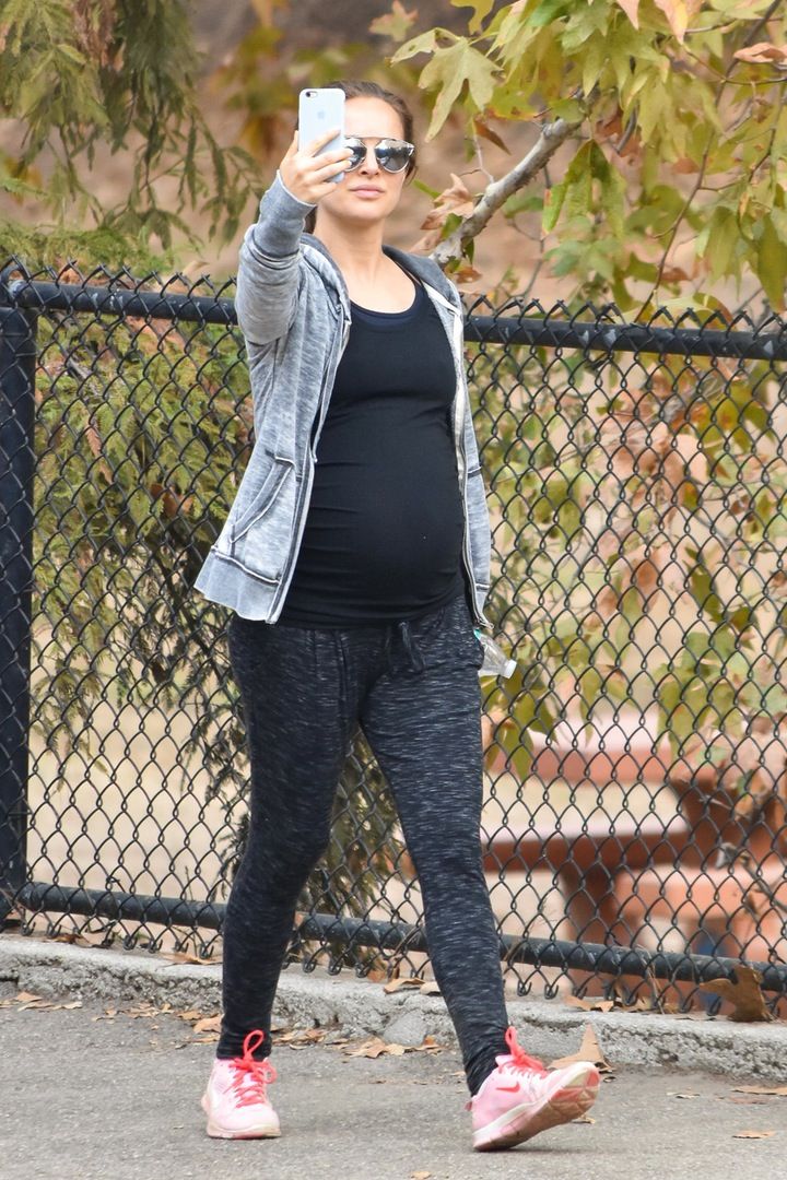 natalie portman baby bump
