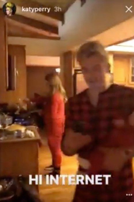 orlando bloom katy perry back together thanksgiving pjs pics 8