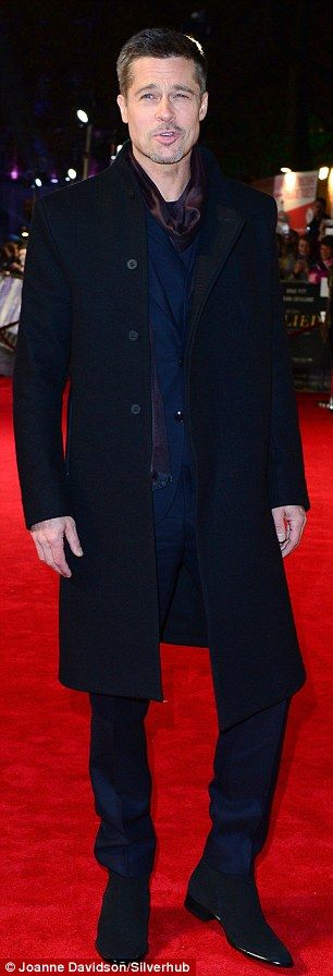 3AA1B71800000578 0 image a 58 1480316658205