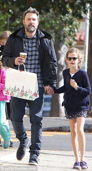 3ACE79AC00000578 3976474 image m 16 1480292055478