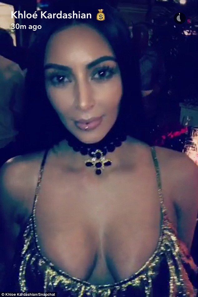 3B9F40A600000578 4064632 image a 29 1482644689684