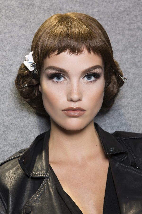 Moschino bbt S17 003 600x900