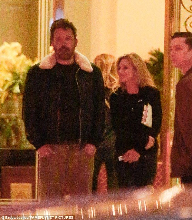 3BE2ACCE00000578 4093858 image a 47 1483691327902