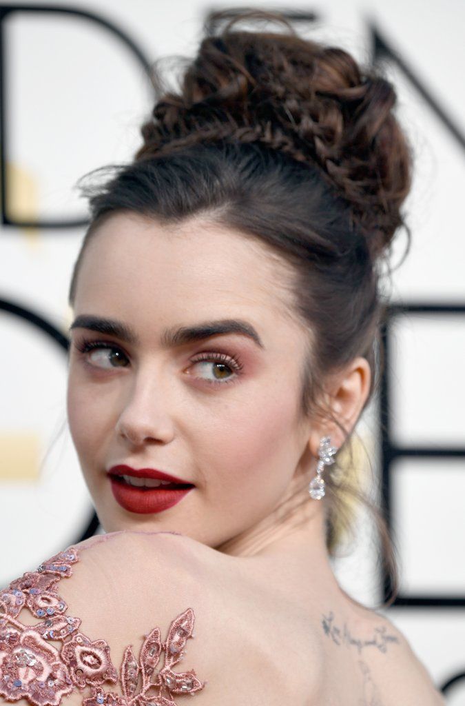 Lily Collins Hair Makeup 2017 Golden Globes 4