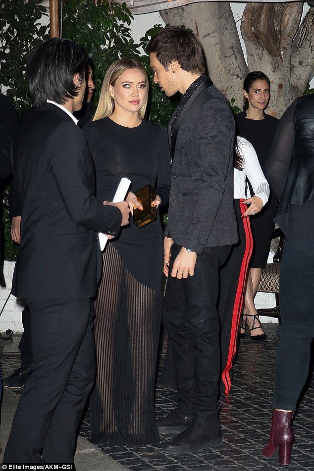 3C9DEC2B00000578 4168392 image a 165 1485673788606