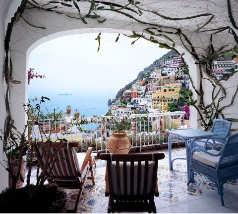 54c6a566c6d03 hbz balconies sirenuse copy