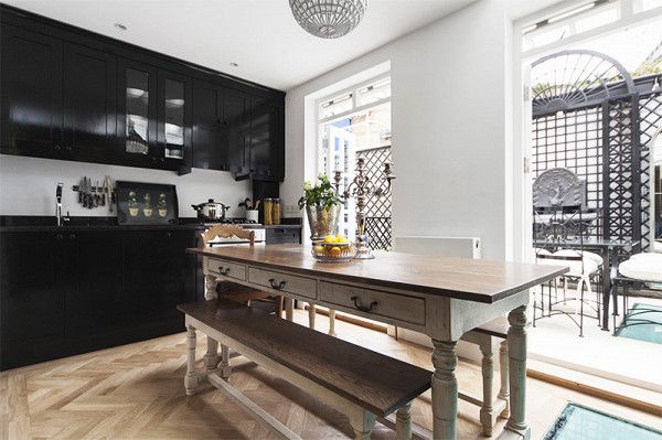  2070379 1486321319.600x0c