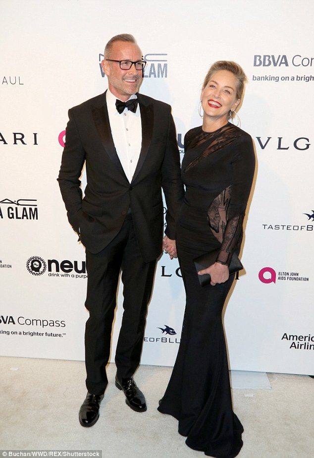 3DBC32AA00000578 4263086 image a 100 1488174235530