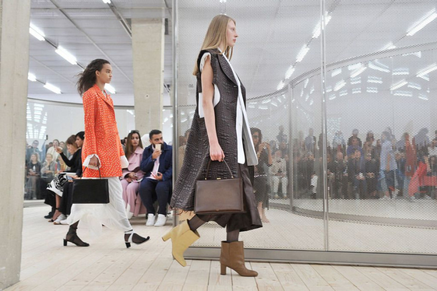 celine spring 2017 paris fashion week 2