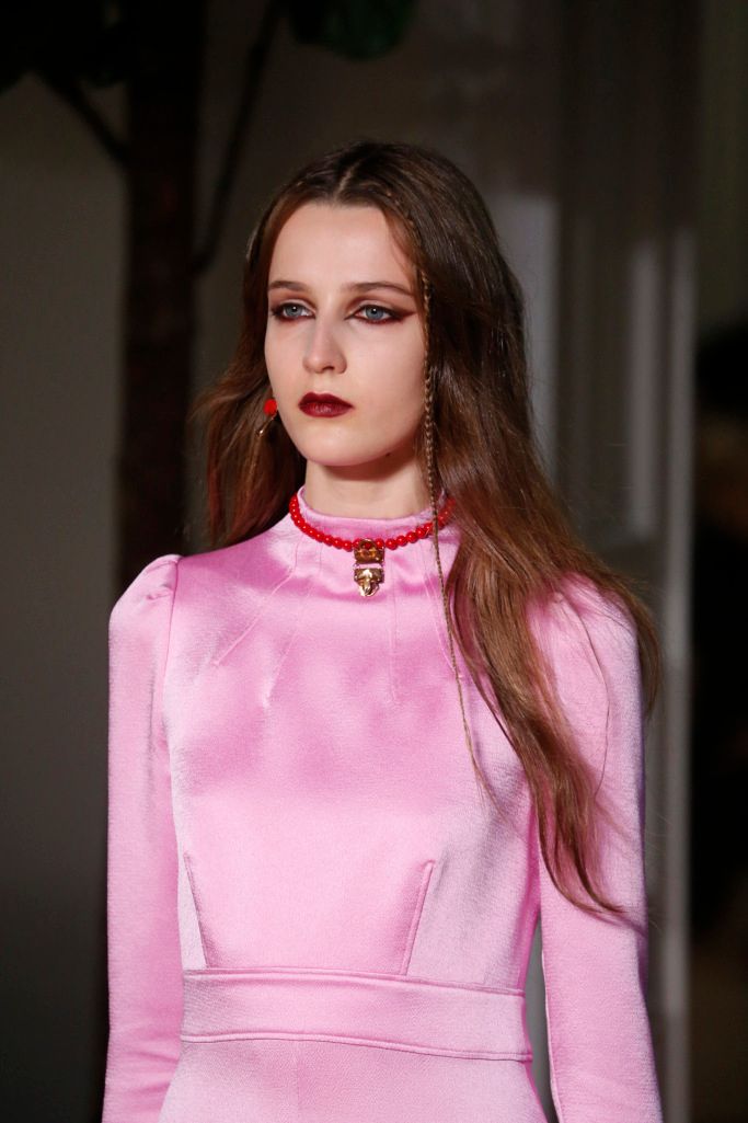 details at valentino rtw fall 2017 collection paris fashion week pfw ss17 068