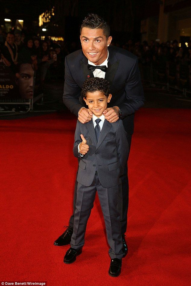 3E2E918B00000578 4305306 image a 44 1489282771104