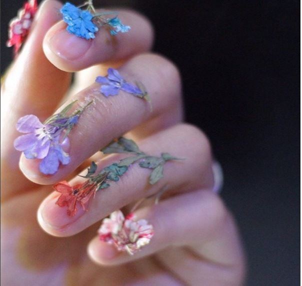 floral mani