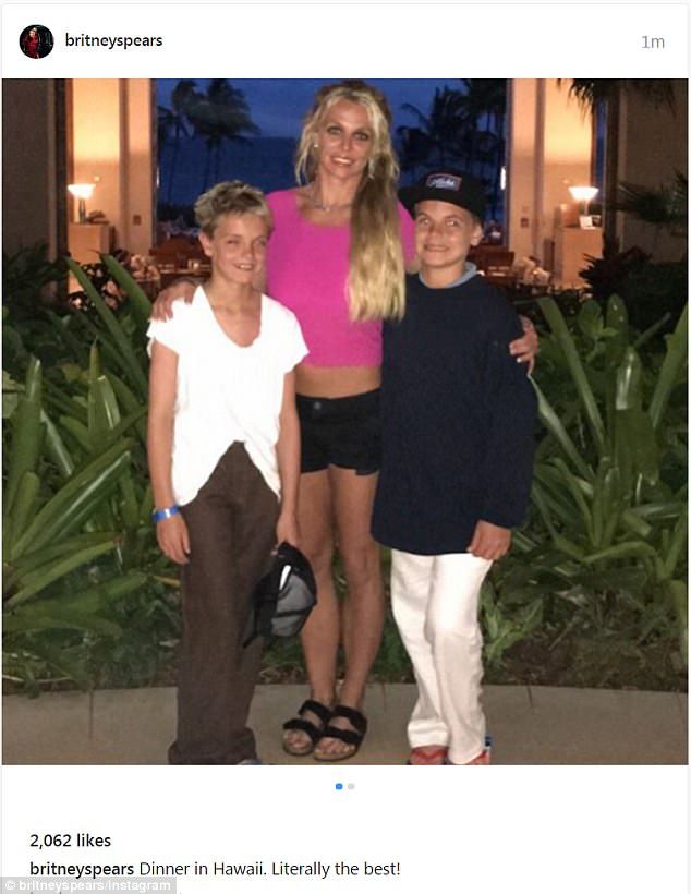 britney spears hawaii 2